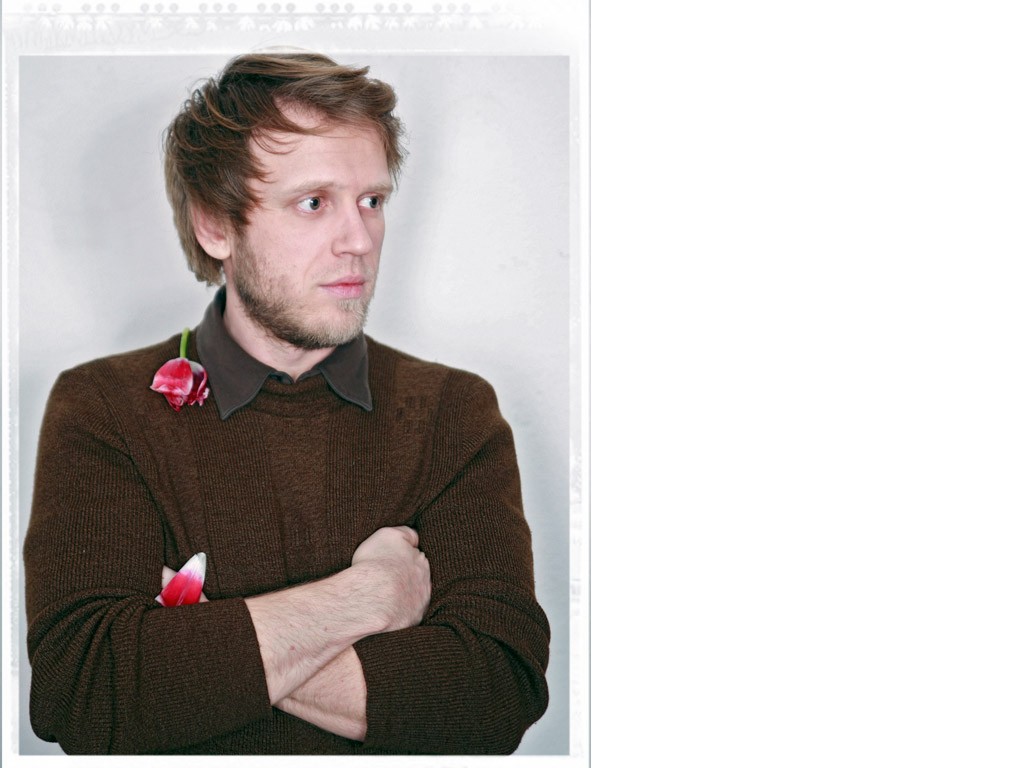 Garish: Press pictures