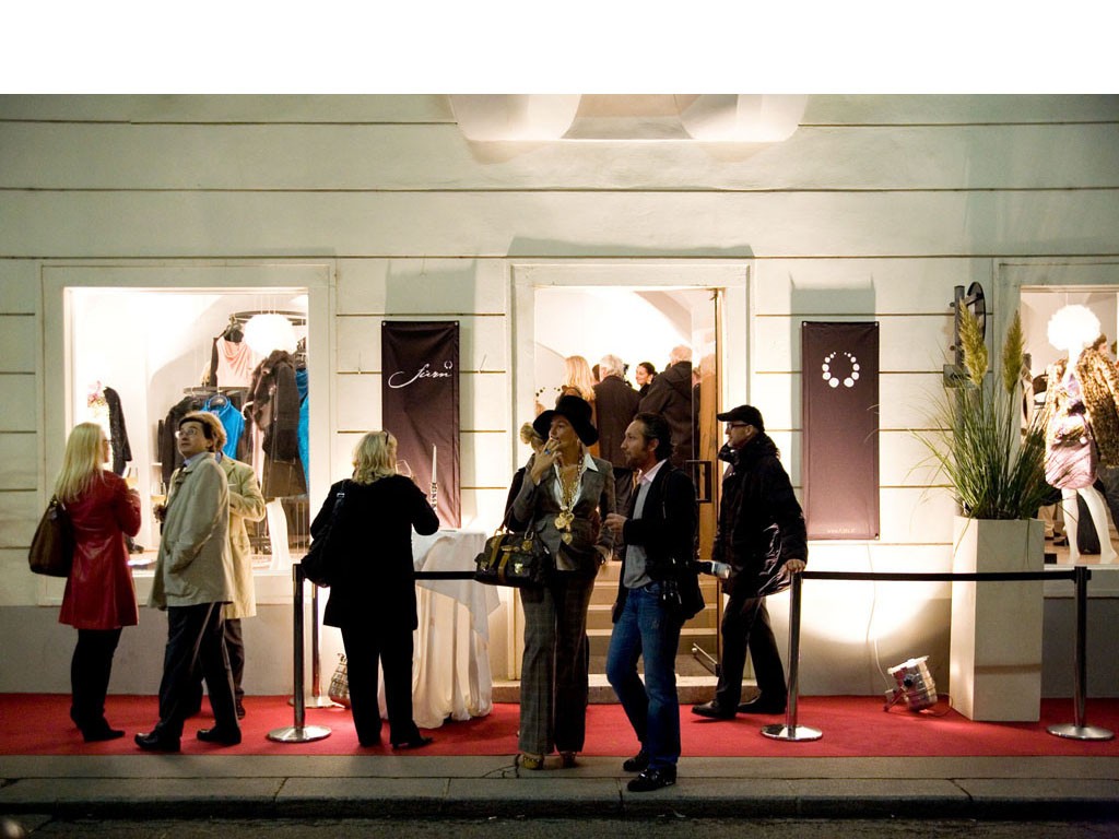 F&uuml;rn: Grand Opening Party
